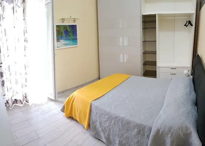 Maridea - Il Balcone Sulla Storia Appartement